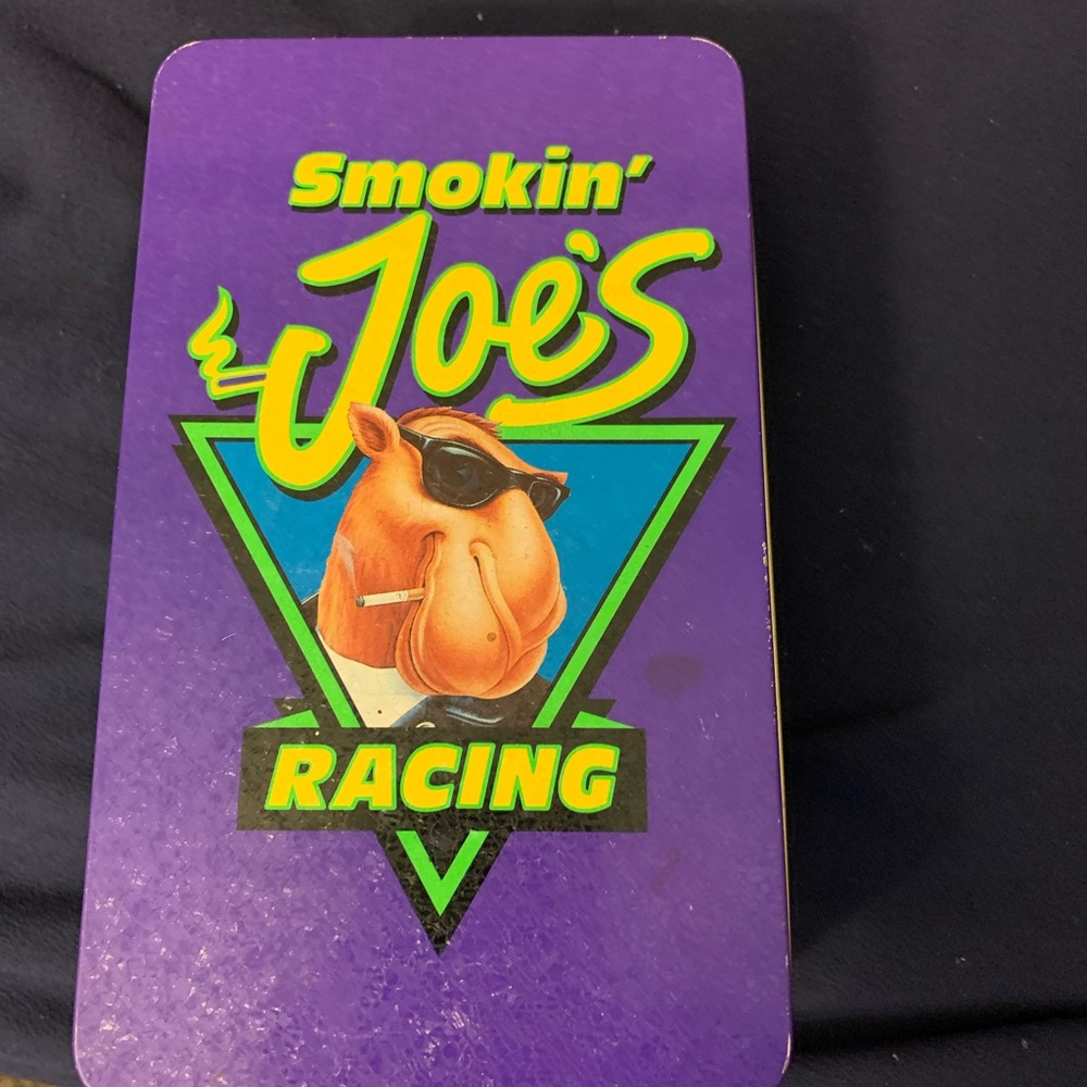 Smokin’ Joe’s tin container